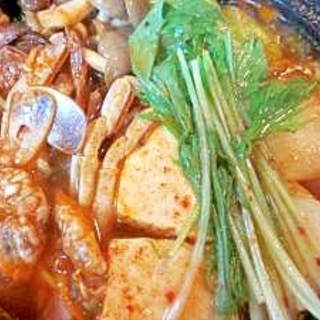 韓国グルメ究極の味！ケジャン鍋（チゲ）